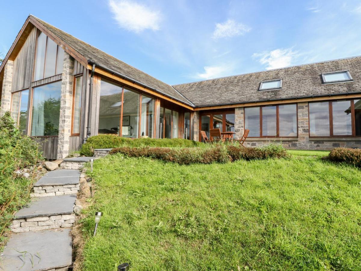 Balvaig Villa Питлохри Екстериор снимка
